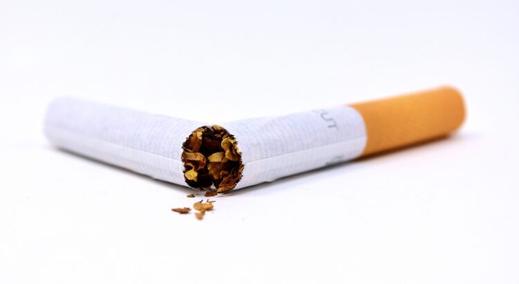 cigarette, broken, unhealthy, smoking, seeks, smoker, dependency, tobacco, harmful to health, cigarette, cigarette, cigarette, cigarette, cigarette, tobacco, tobacco